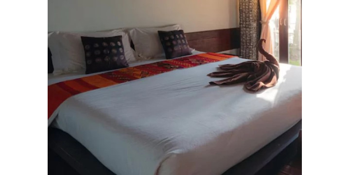Motel Bed